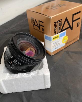 Nikon AF D 20mm 2.8 D
