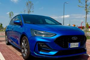Focus V 2023 1.0t ecoboost h ST-Line X 155cv autom