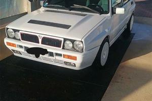 Lancia delta hf 1.6 turbo allestimento integrale
