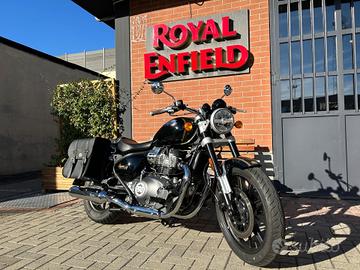 Royal Enfield Super Meteor 650 Interstellar Green