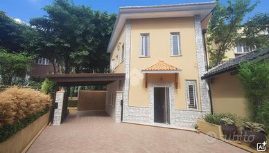 VILLA SINGOLA A PIETRASTORNINA