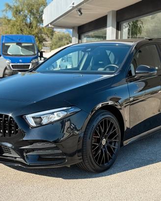 A 250 PLUG-IN "45 S ALLESTIMENTO" ESCLUSIVA
