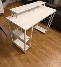 Scrivania pc
