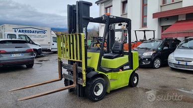 Carrello elevatore diesel Clark CDP 25 - 25 q.li