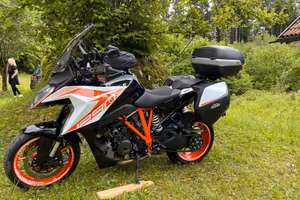 Ktm superduke 1290 gt