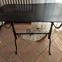 Tavolo in ferro battuto 