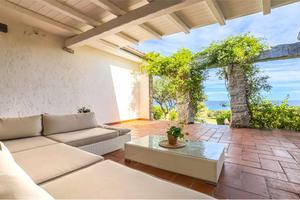 Villa a due passi dal mare