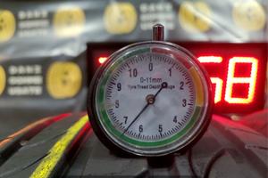 2 GOMME PIRELLI 215 60 17 AL 85% ESTIVE DOT24