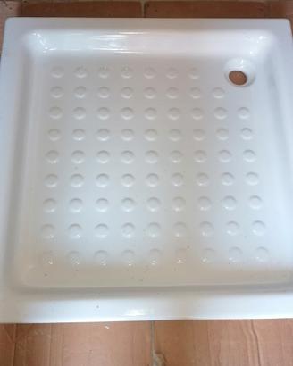 Piatto doccia in ceramica