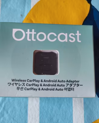 Ottocast Adattatore Auto per CarPlay/Android Auto