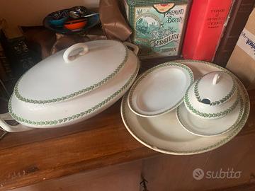 Servizio in porcellana antica 800