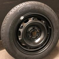 Ruota completa 185/60 14 mai usata