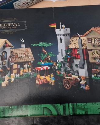 lego icons 10332 medieval  Town Square 