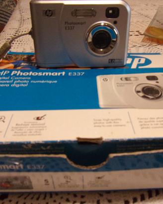 Fotocamera digitale HP Photosmart  E 330 series