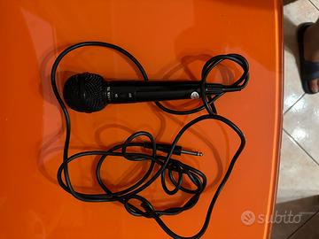 Microfono con filo