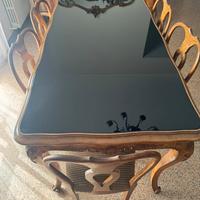 Tavolo chippendale con sedie