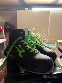 Scarpe U-Power