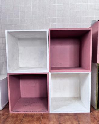 Set di 4 moduli in legno. Non Ikea