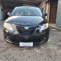 Lancia Ypsilon 1.2 69 CV 5 porte Elefantino