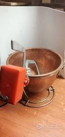 Paiolo per polenta in rame con motore