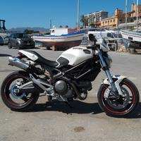 Ducati Monster 696 Ducati performance