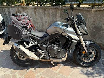 Honda Hornet 750