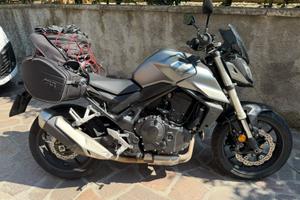 Honda Hornet 750