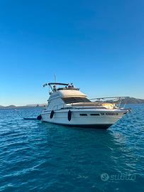 Barca Sea Ray 34 Sedan Bridge con Fly