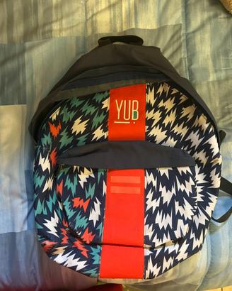 Zaini e borsone Leone