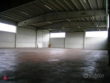 Capannone smontabile in cemento