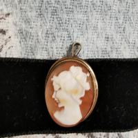 Choker di velluto con cammeo anni '60/'70