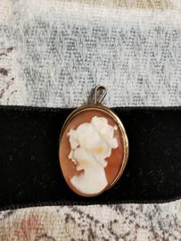 Choker di velluto con cammeo anni '60/'70