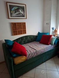 letto divano con materasso, due cassetti  