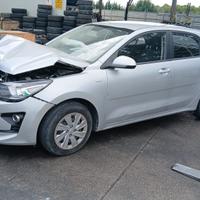 Kia Rio 2022 km 37.000 sigla motore g4lf