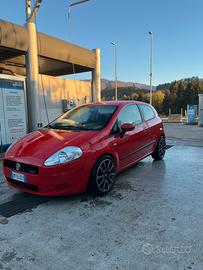 Fiat punto neopatentato