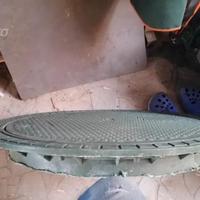 Coperchio per cisterne o serbatoi interrati