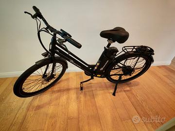 Bicicletta Elettrica 26" 250W Pedalata Assistita