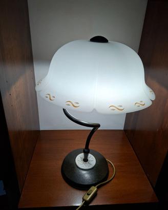 Lampada da tavolo vintage anni 80 e lampadario