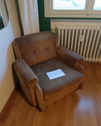 2 Poltrone anni 70 velluto color cachi bronzo