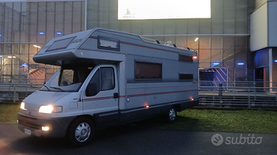 Arca470 7 posti letto con clima in cabina