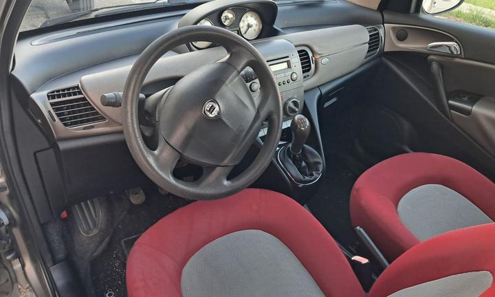 Lancia Ypsilon 1.3 multiget
