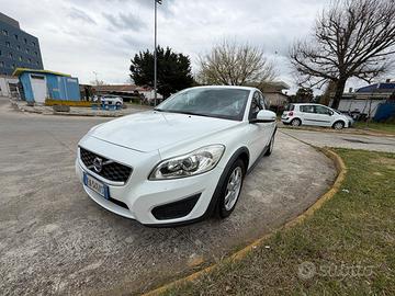 VOLVO C30 1.6 SUMMUM *NEOPATENTATI* *101cv*