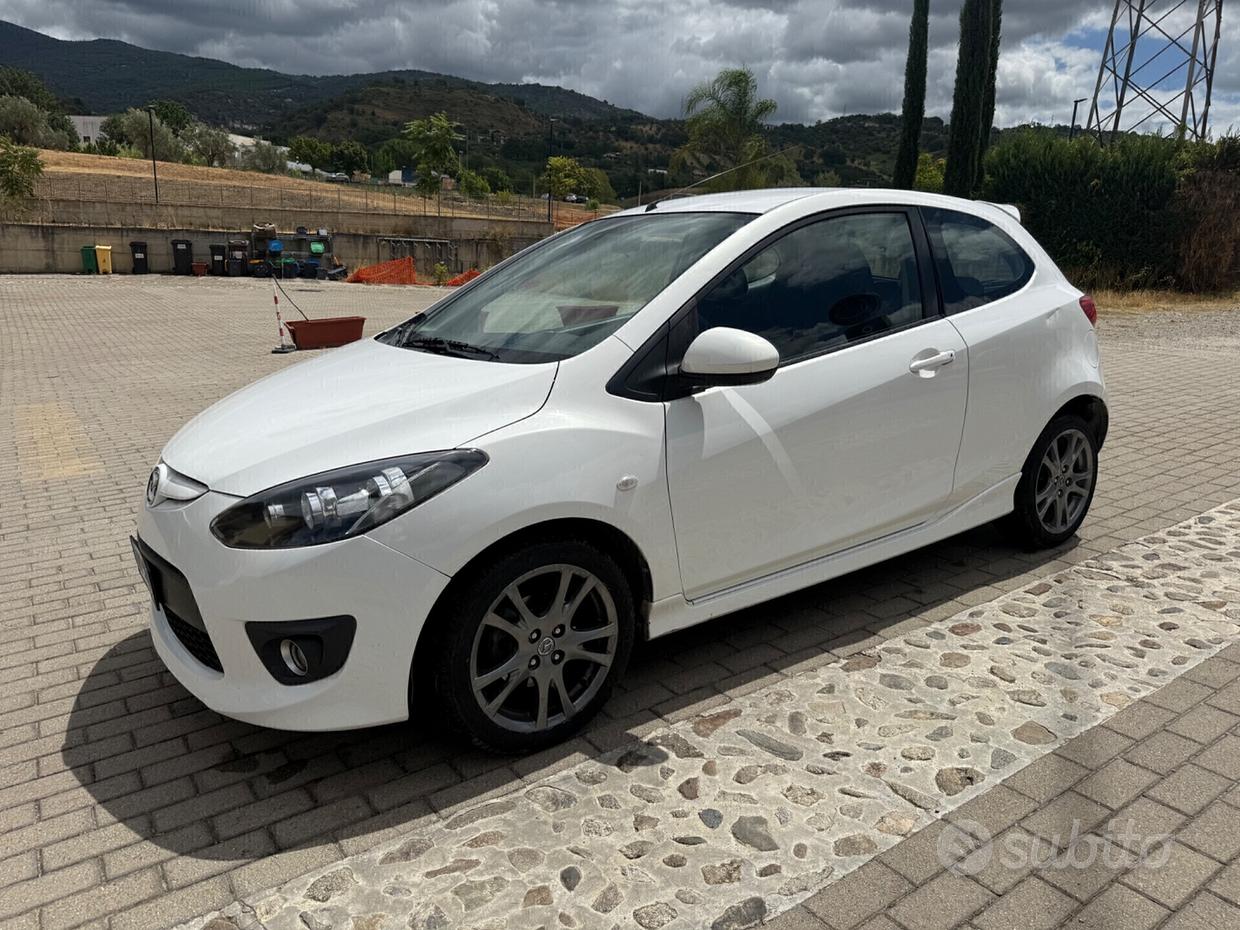 MAZDA Mazda2 2ª serie