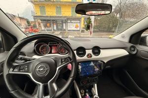 Opel Adam 2014 – Benzina/GPL – 170.000 km