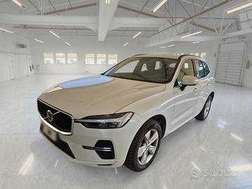 VOLVO XC60 B4 D AUTOMATICO CORE SUV