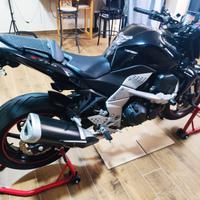 Kavasaki Z750r