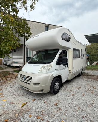 Camper mansardato joint S631
