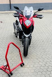 Moto MV Agusta stradale 800
