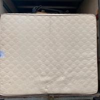 Letto matrimoniale con rete