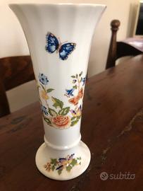 Vasetto per fiori . Ceramica inglese